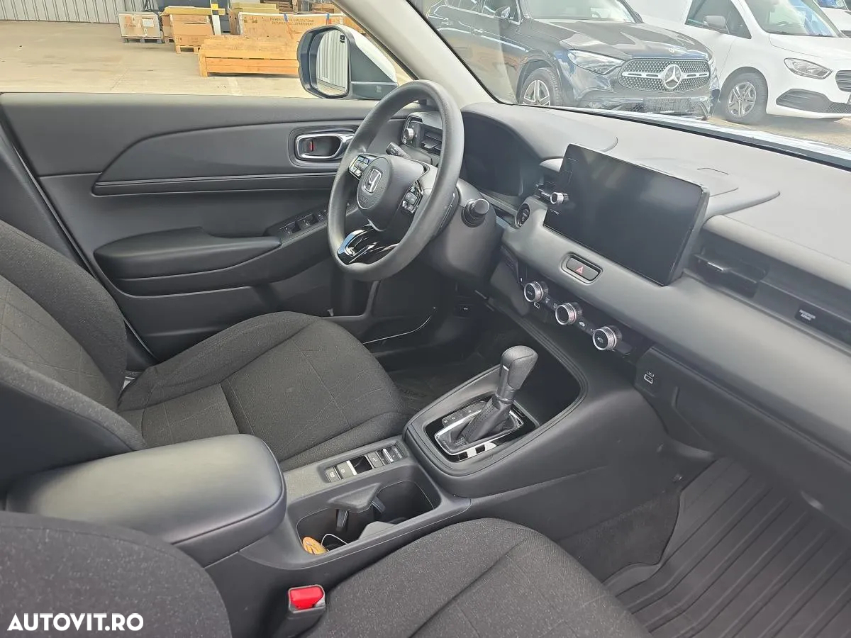 Honda HR-V 1.5 i-VTEC 4x2 CVT Elegance - 12