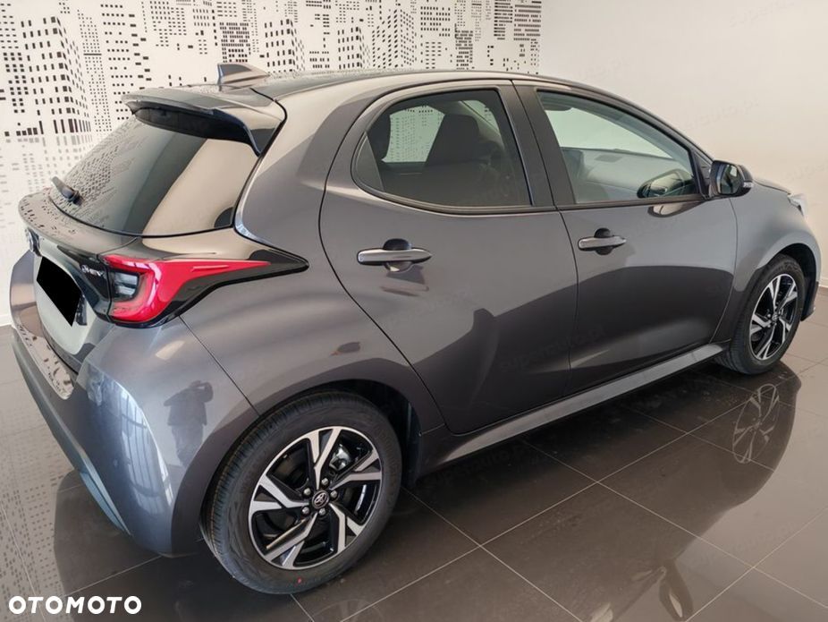 Toyota Yaris - 7