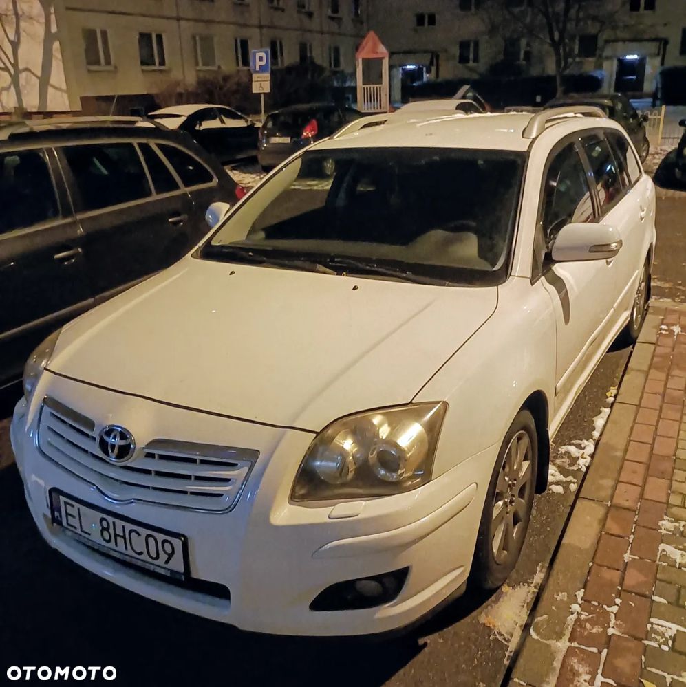 Toyota Avensis 1.8 VVT-i Sol - 5