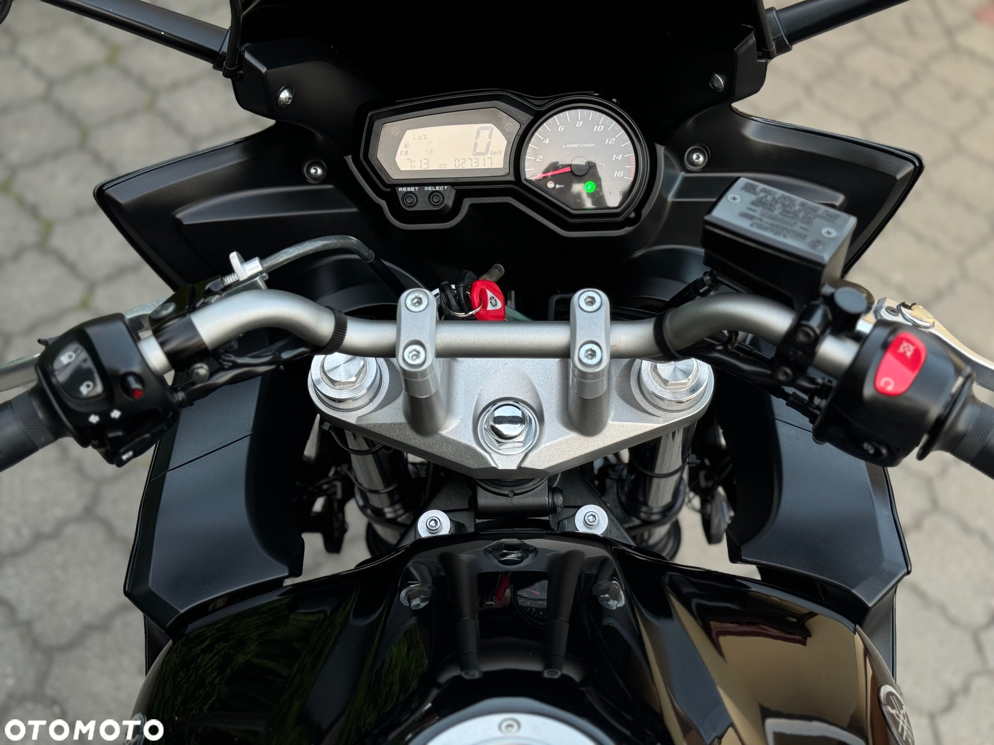 Yamaha FZ - 23