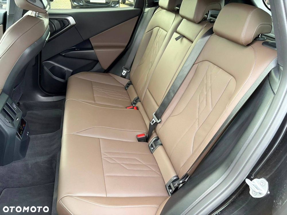 BMW X3 xDrive20d mHEV - 16