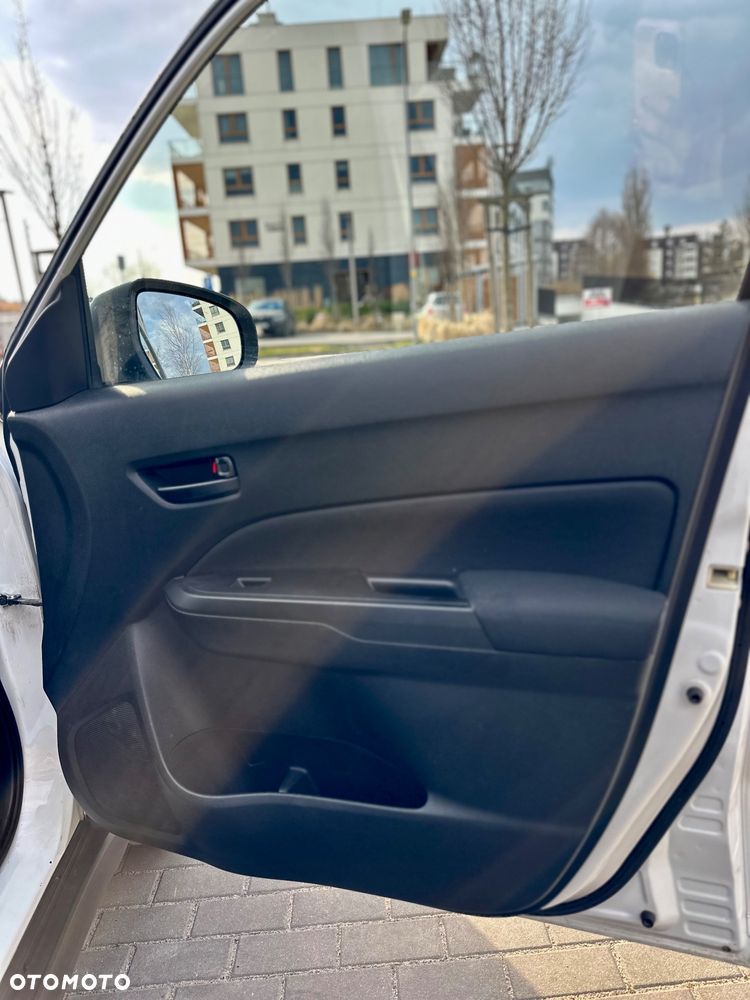 Suzuki Vitara 1.6 Comfort 2WD - 17