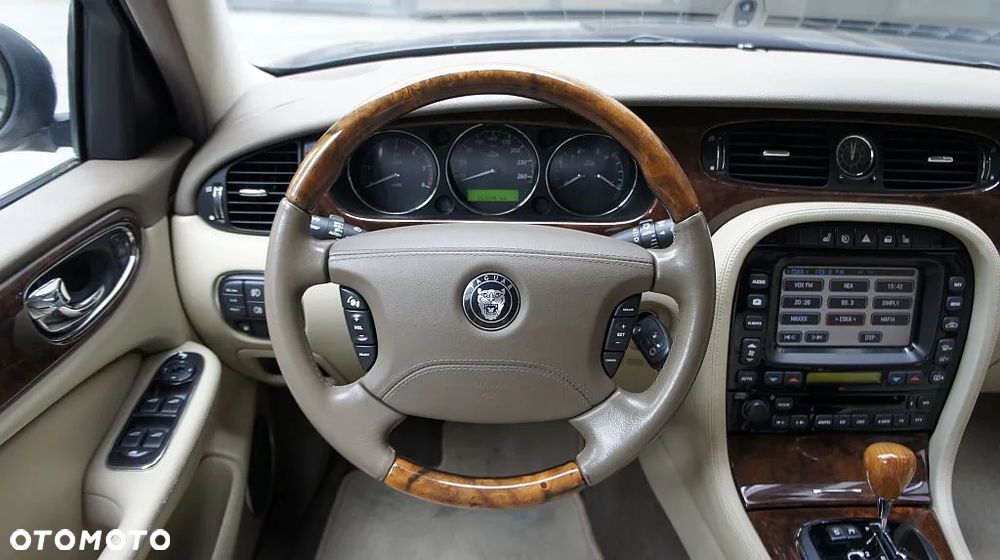 Jaguar XJ XJ6 2.7 D Sovereign - 19