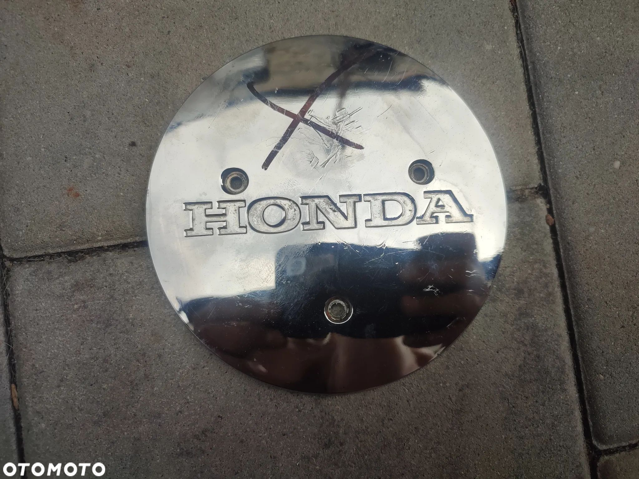 Dekiel, pokrywa silnika Honda VT 700 - 1