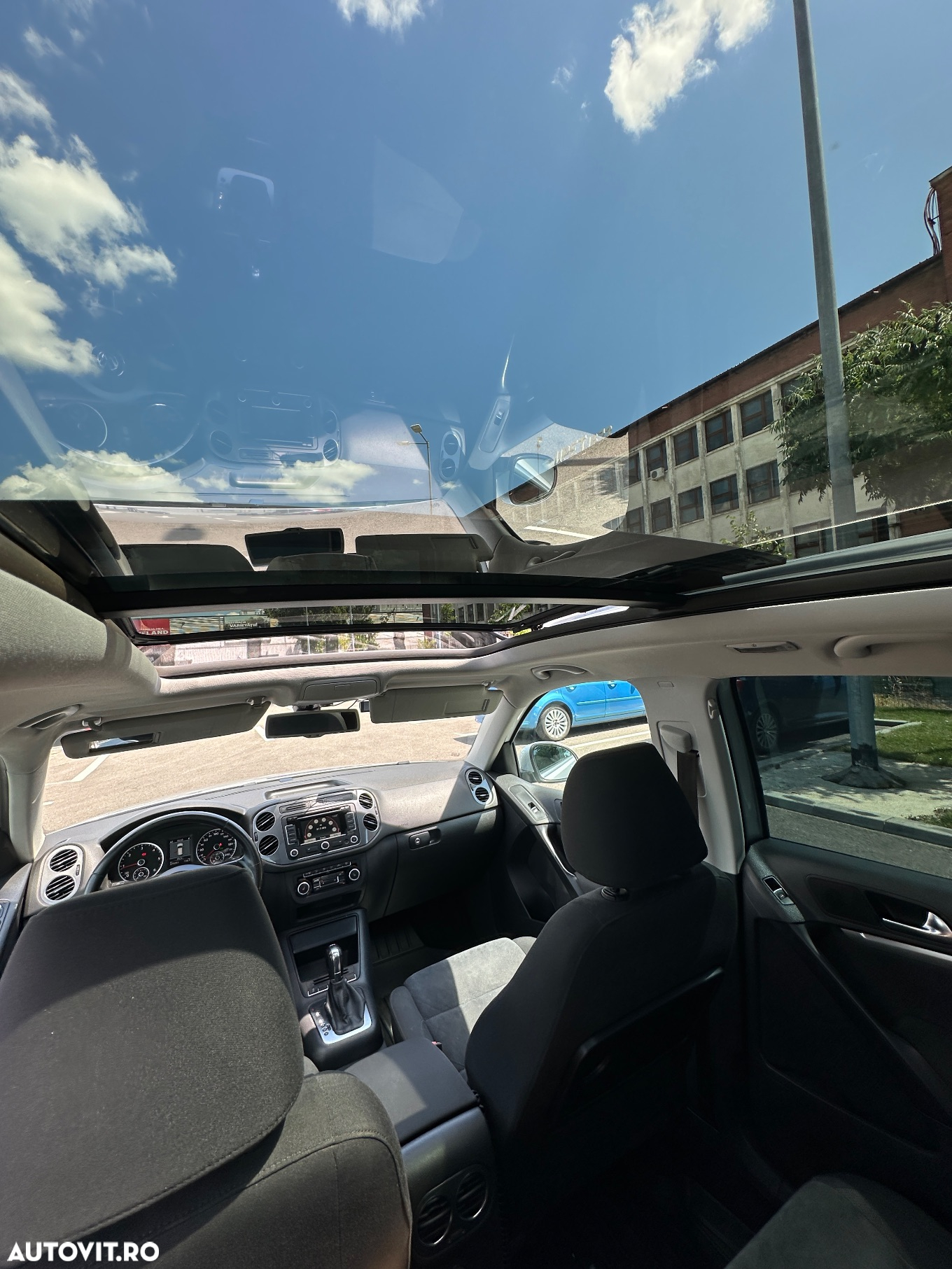 Volkswagen Tiguan 2.0 TDI 4Motion DSG Sport & Style - 34