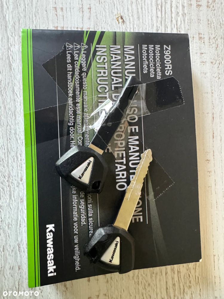 Kawasaki Z 900 RS - 28