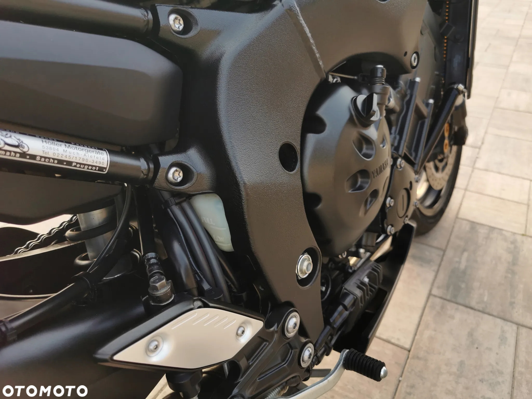 Yamaha FZ8 - 16