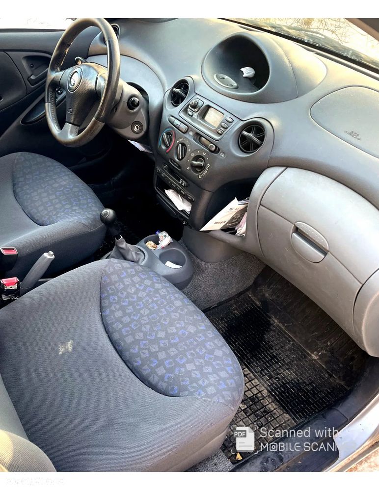 Toyota Yaris - 3