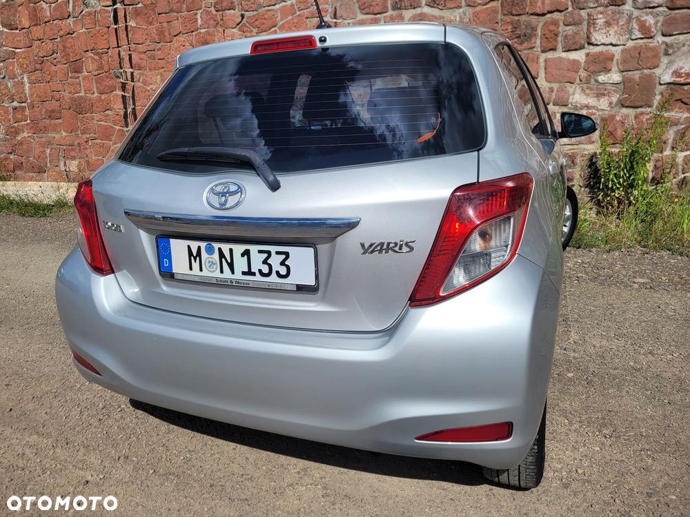 Toyota Yaris 1.0 VVT-i Cool - 12