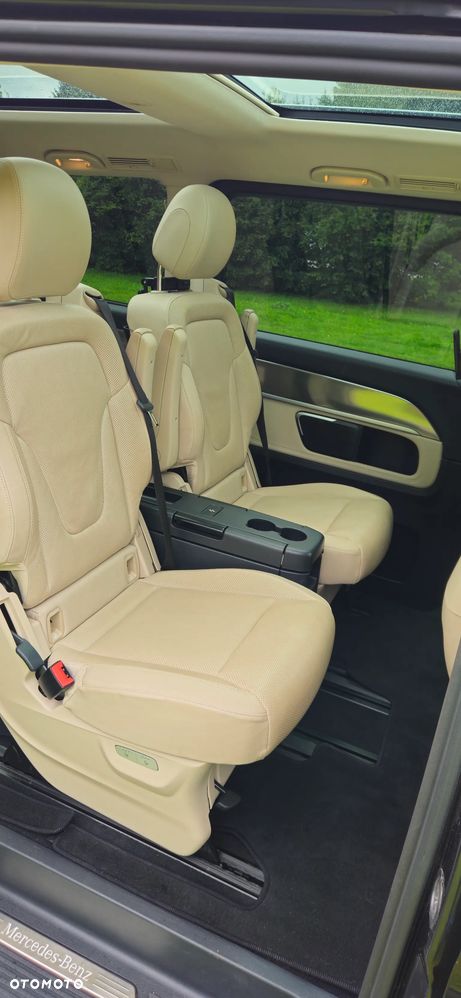 Mercedes-Benz Klasa V 300 d 4-Matic Exclusive 9G-Tronic (d³ugi) - 15