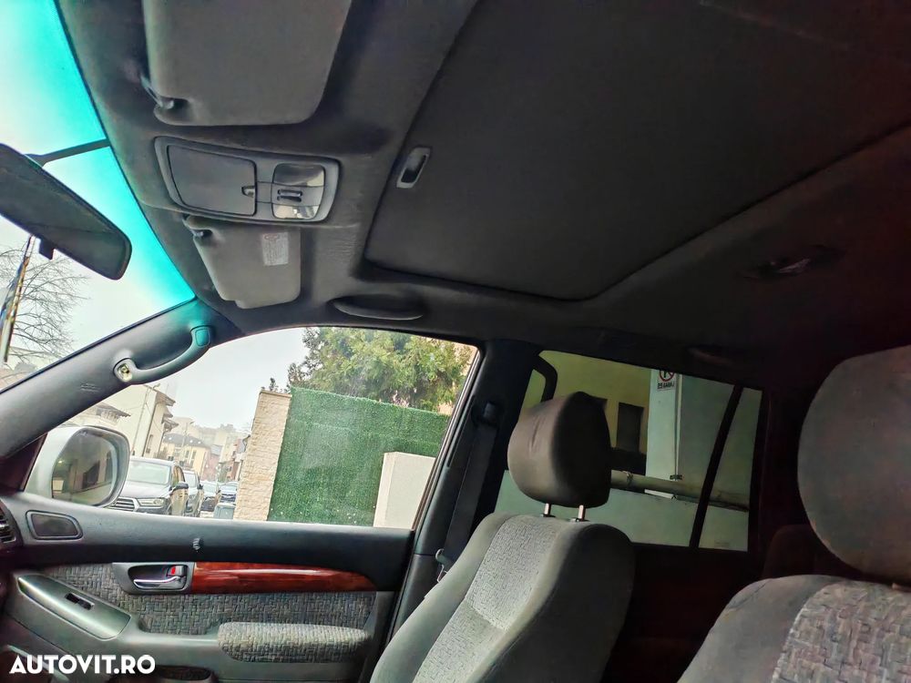 Toyota Land Cruiser 3.0 TD-4D Comfort - 7