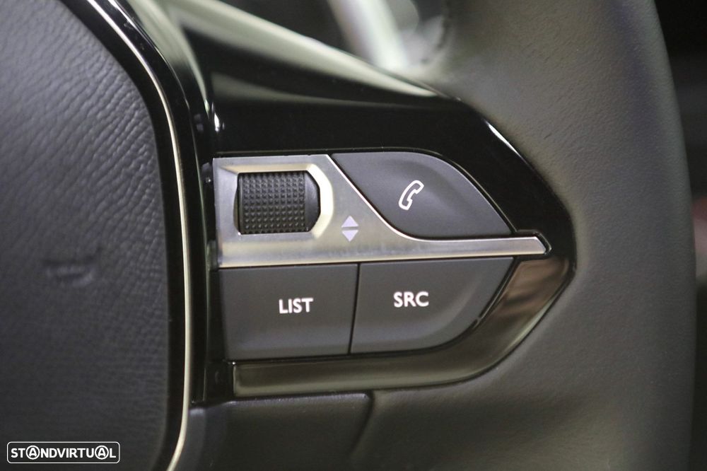 Peugeot 2008 1.2 Hybrid Allure e-DCS6 - 25