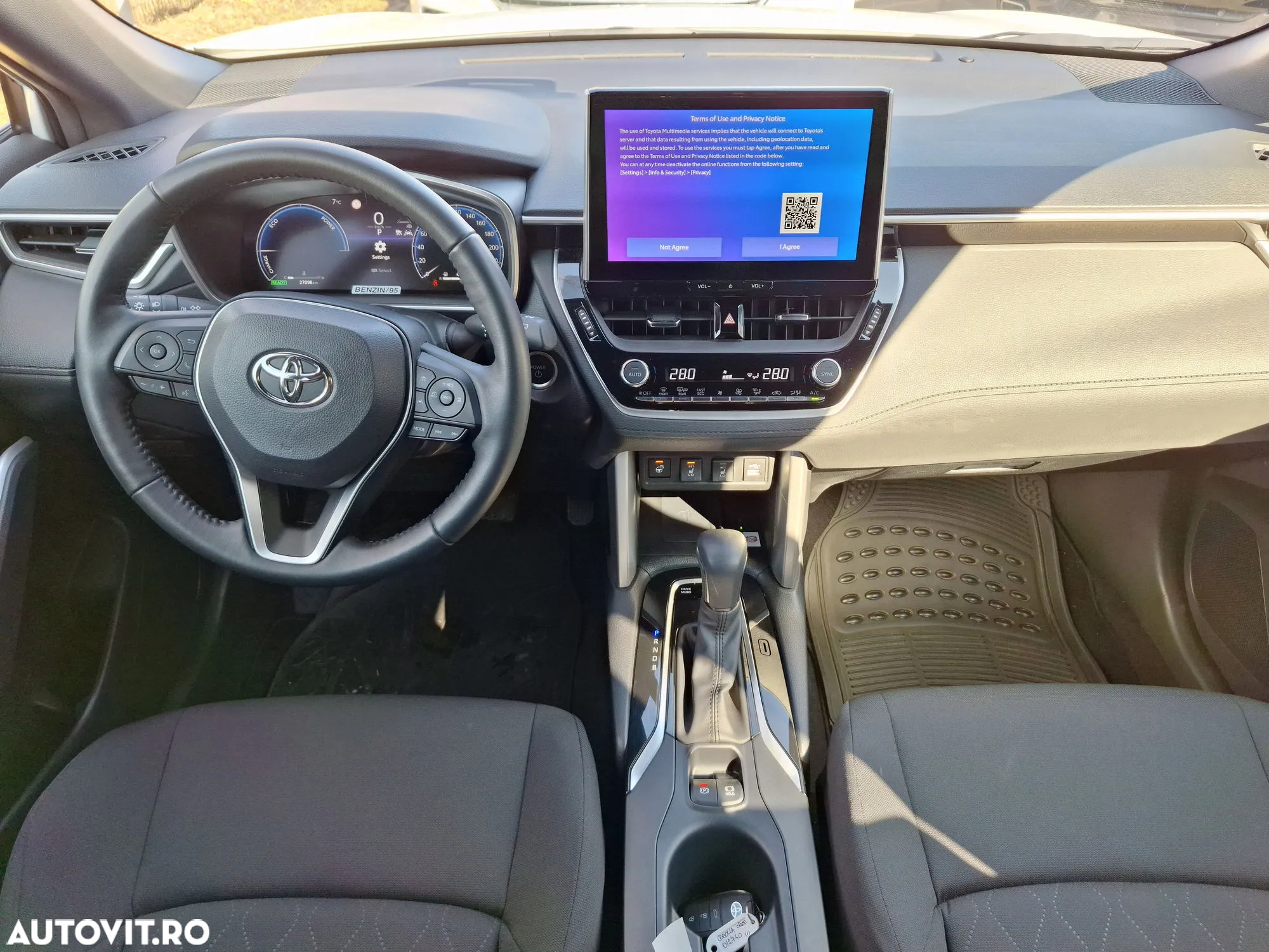 Toyota Corolla Cross - 13