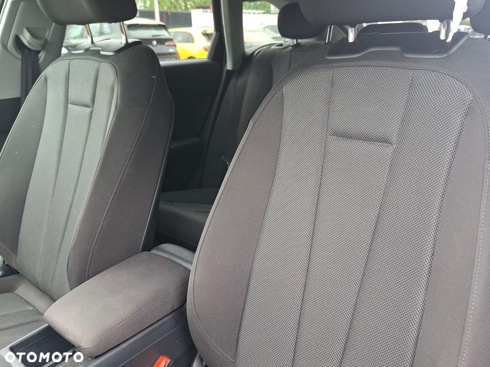 Audi A4 Avant 40 TFSI mHEV Advanced S tronic - 25