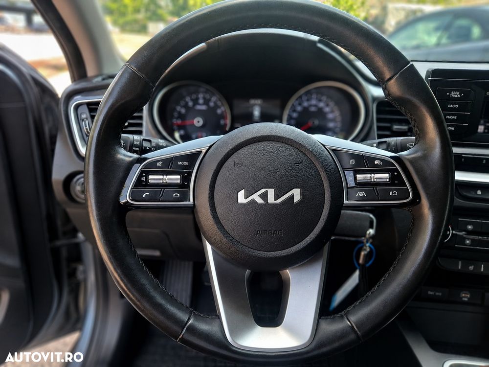 Kia Ceed 1.5 T-GDI 6MT Best - 12