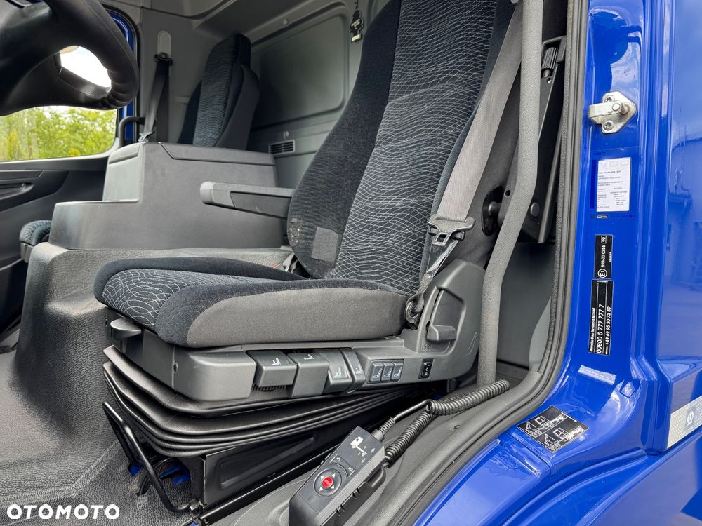 Mercedes-Benz ATEGO 816 KONTENER IZOTERMA  5.30m+ WINDA - 6