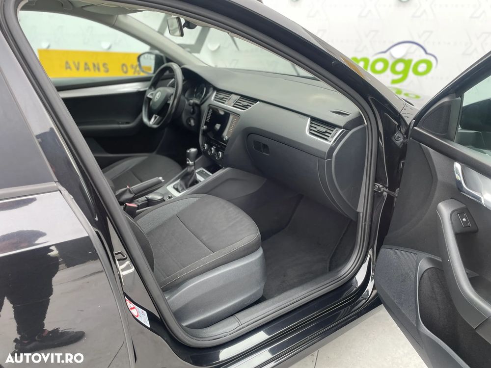 Skoda Octavia 2.0 TDI Style - 11