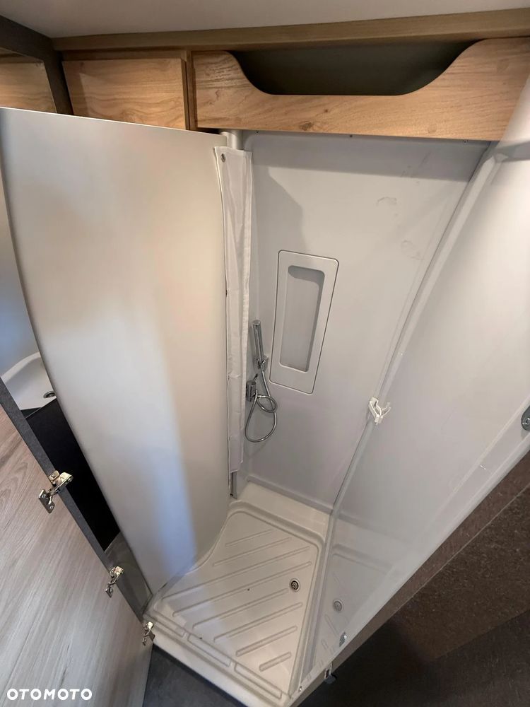 Dethleffs Globetrial 640 ES - 16