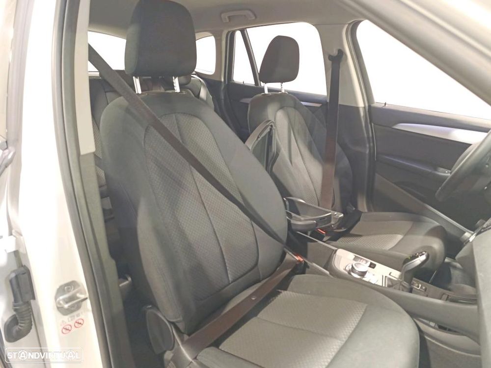 BMW X1 16 d sDrive Advantage - 5