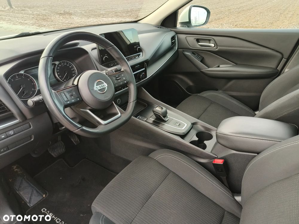 Nissan Qashqai - 11