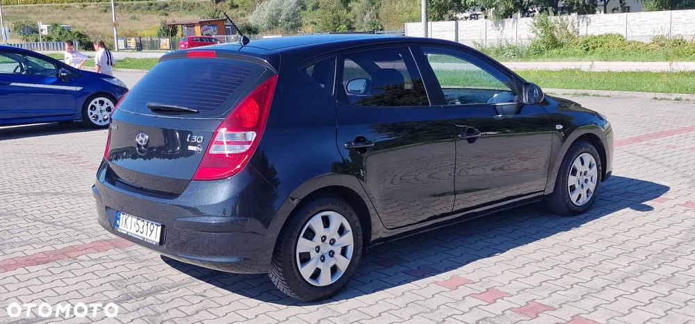Hyundai i30 1.4 Base + EU5 - 5