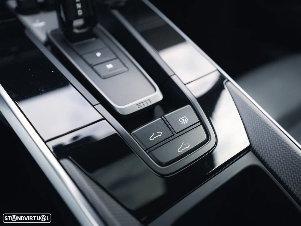 Porsche 911 (992) Turbo S PDK - 28