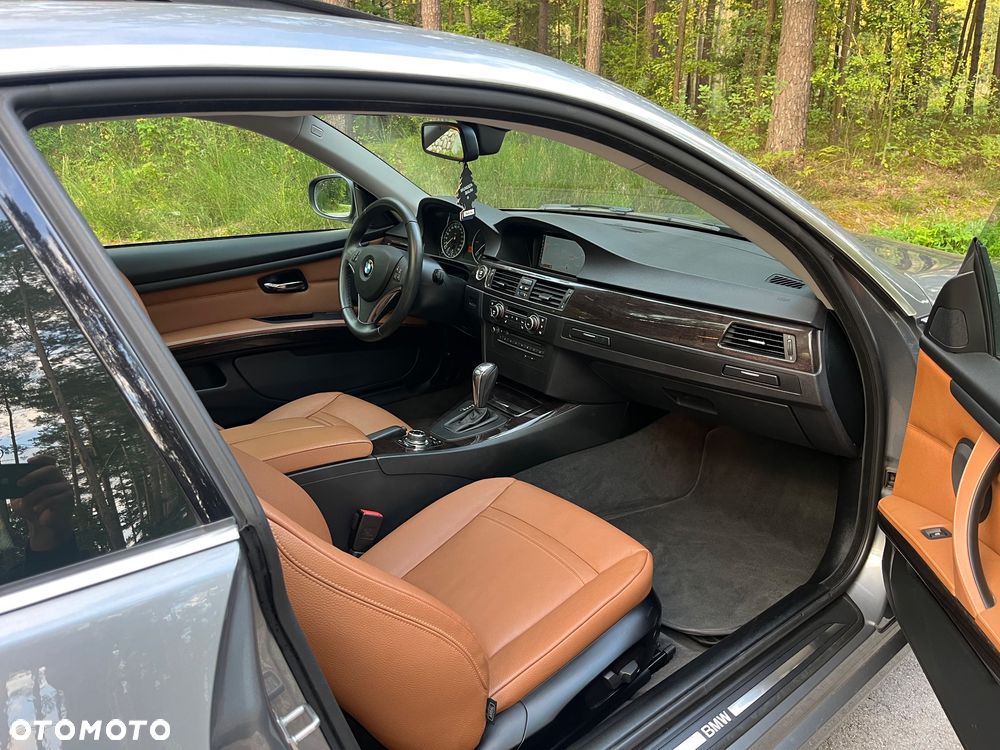 BMW Seria 3 320d Coupe Edition Exclusive - 16