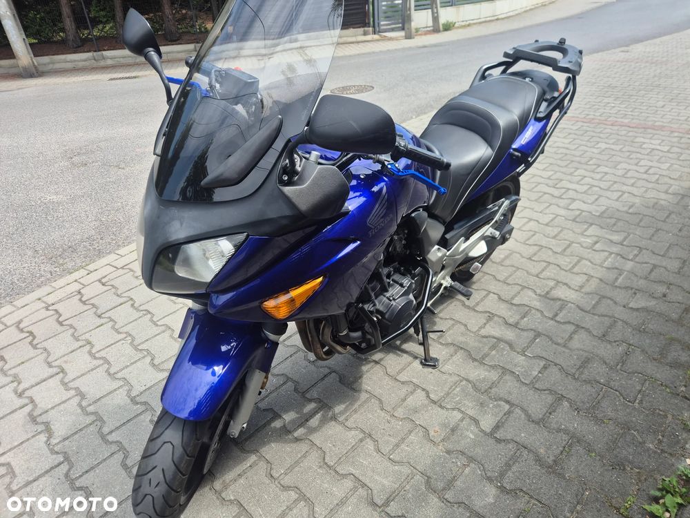 Honda CBF - 2