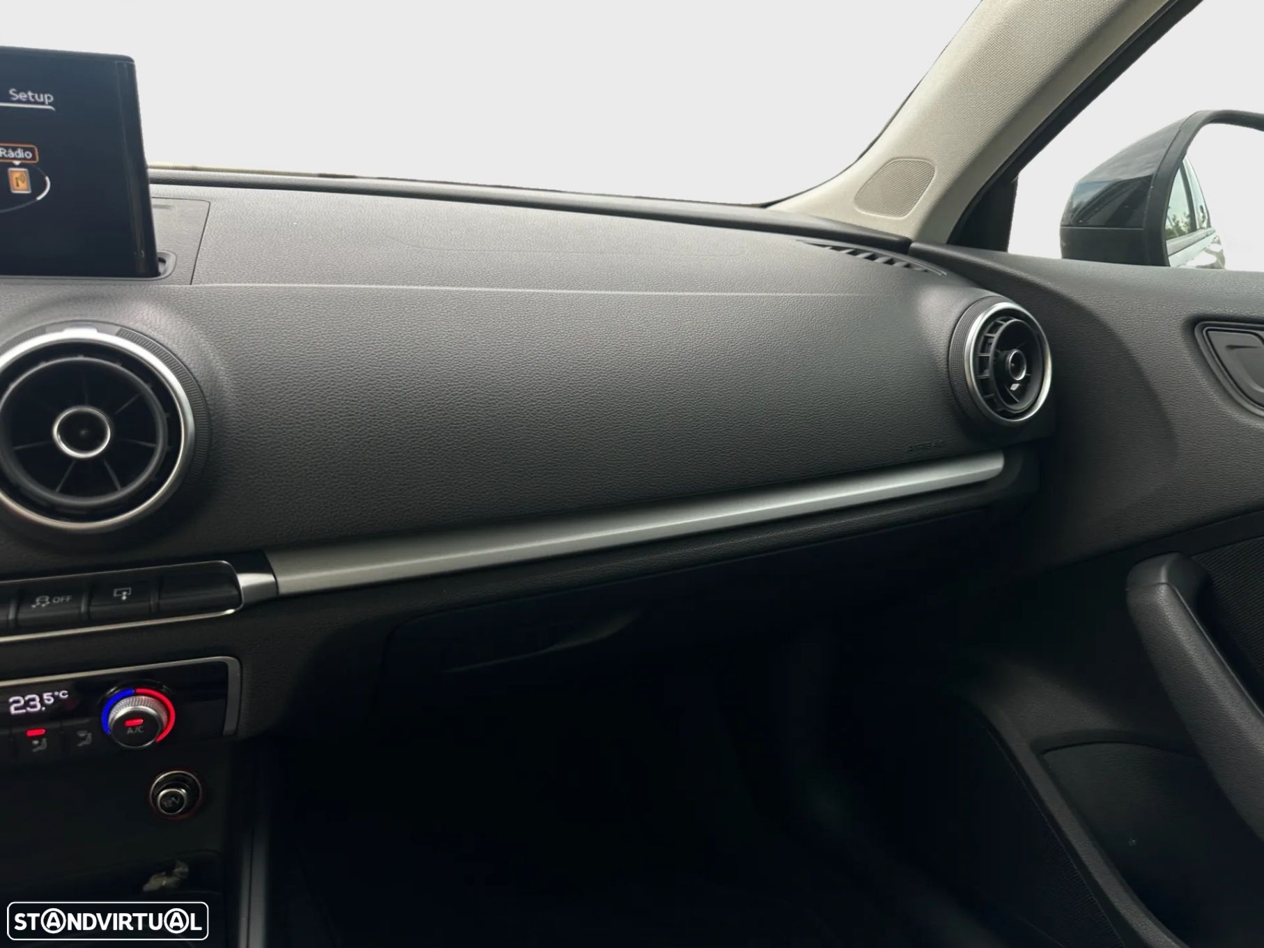 Audi A3 Sportback 1.6 TDI Advance Ultra - 18