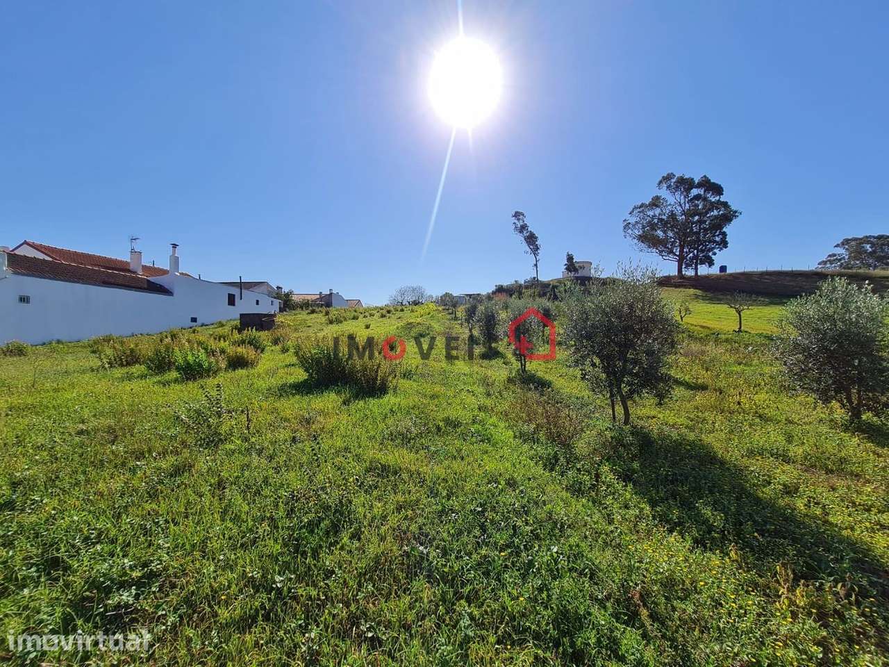 Terreno com uma área total de 3.600 m2, para construção. - Grande imagem: 4/4