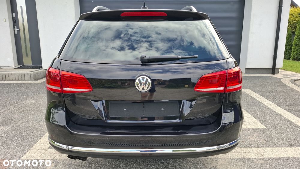 Volkswagen Passat - 17