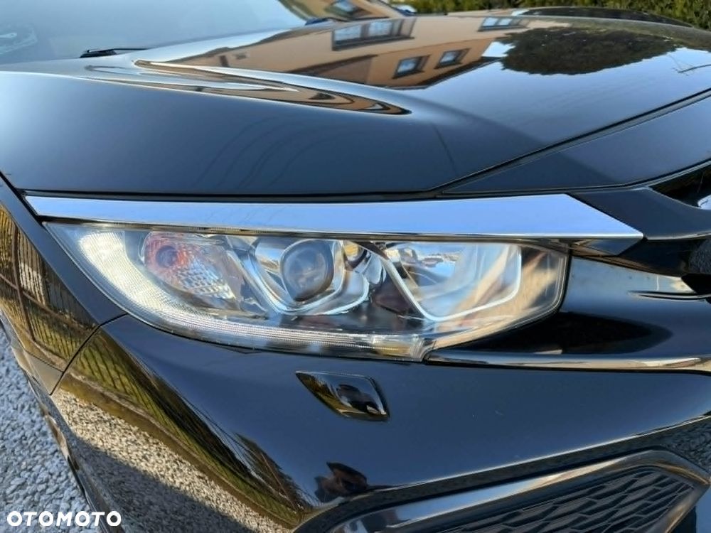 Honda Civic 1.0 T Executive (Pakiet Premium) - 2