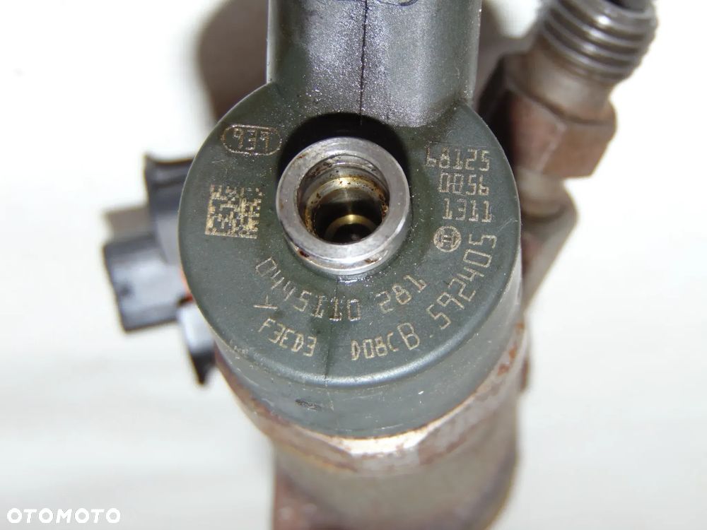 Wtrysk wtryskiwacz paliwa 0445110281 Citroen C3 C4 C5 I Xsara Picasso Berlingo Peugeot 206 207 307 407 Partner diesel 1.6 HDI - 2