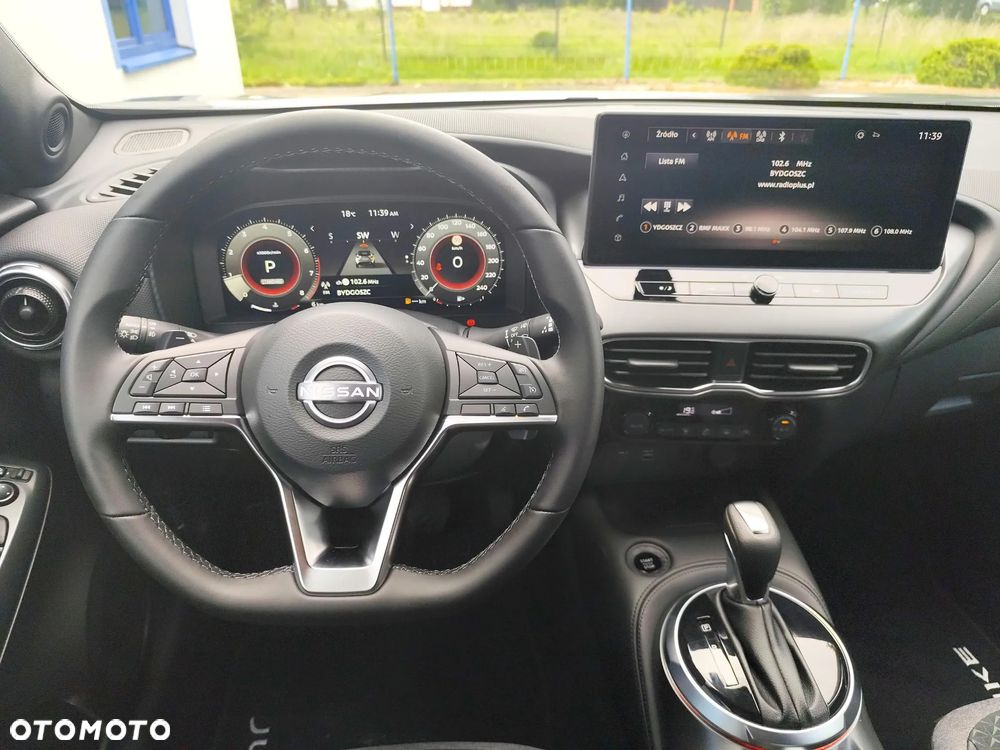 Nissan Juke 1.0 DIG-T N-Connecta DCT - 11