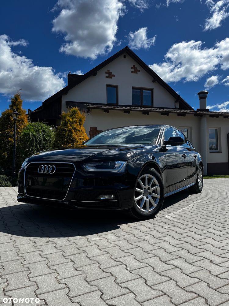 Audi A4 Limousine - 2