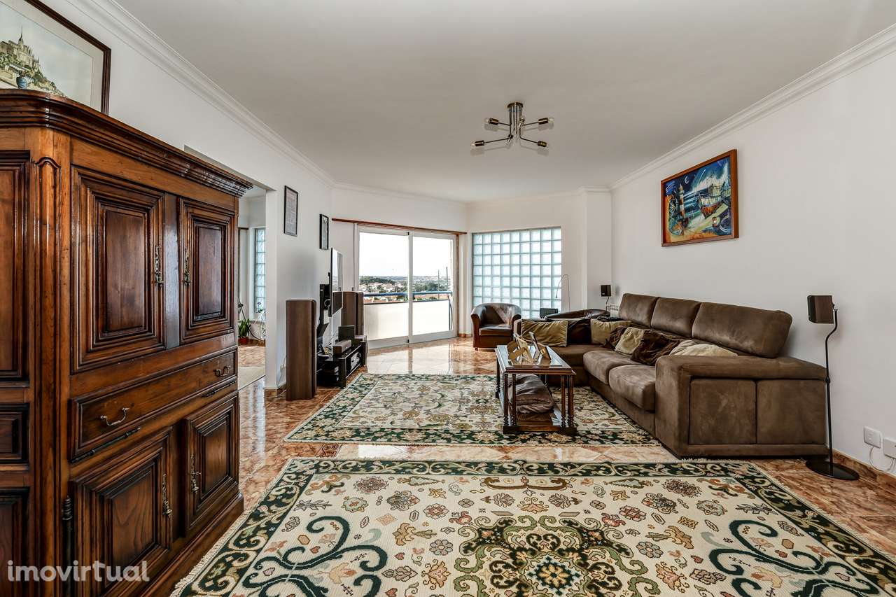 Elegante e confortável T3, com garagem fechada, em condomínio fechado - Grande imagem: 3/30