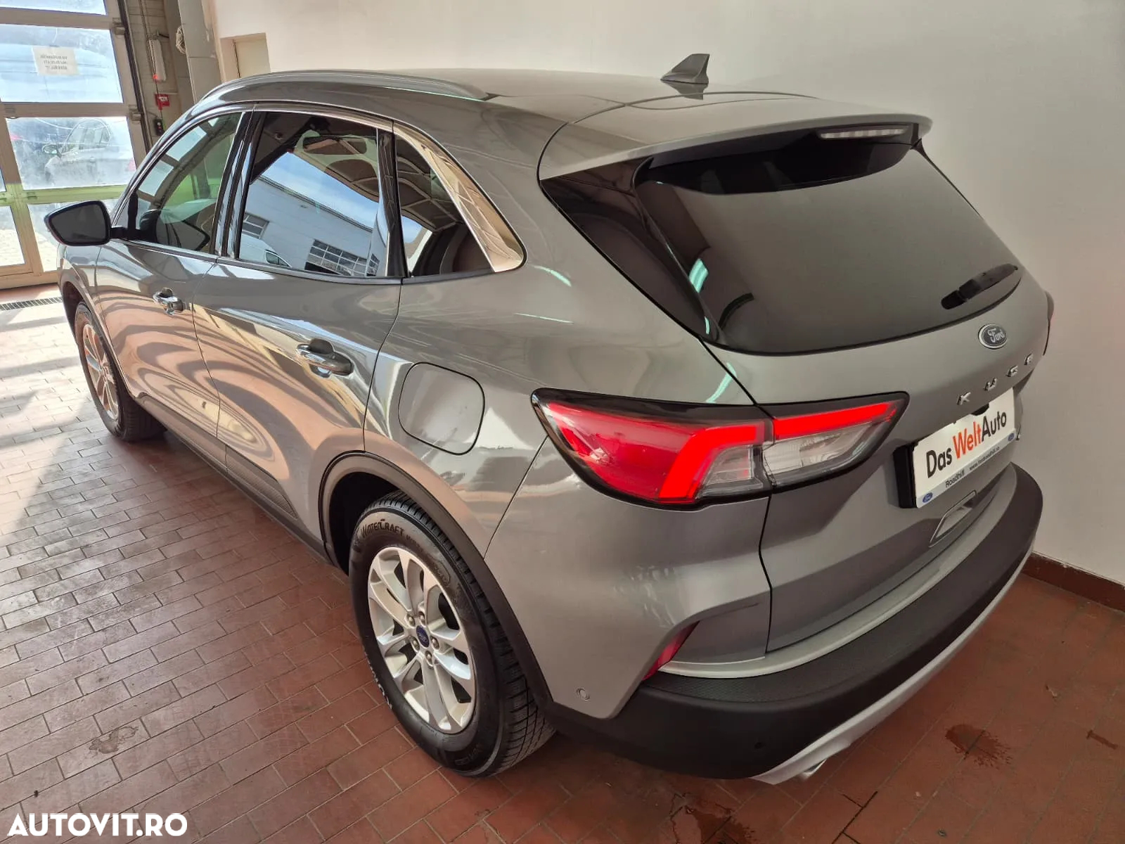 Ford Kuga 2.5 Duratec FHEV AWD Titanium X - 4