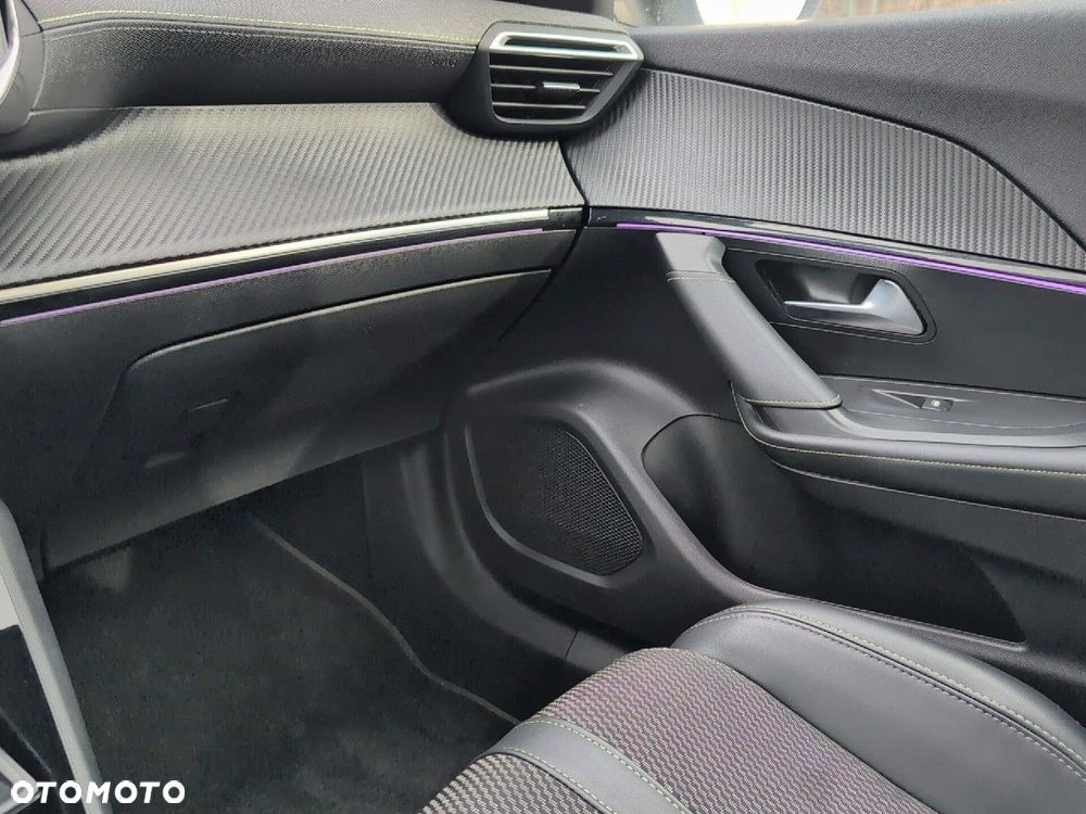 Peugeot 2008 54kWh GT - 23