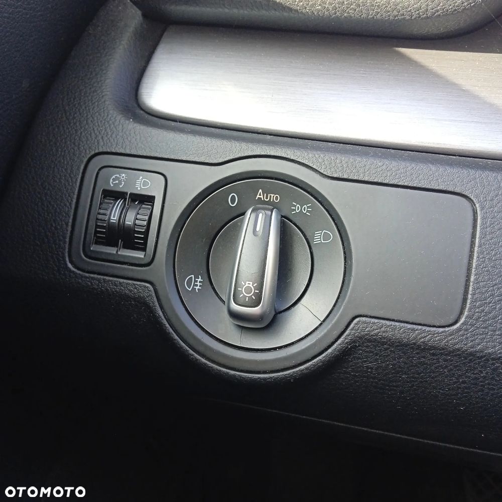 Volkswagen Passat 1.4 TSI BlueMotion Technology Comfortline - 19