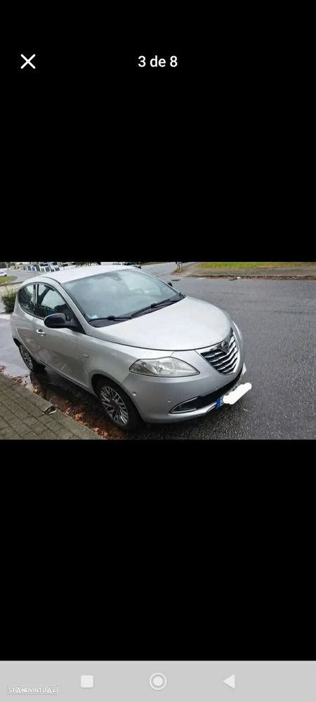 Lancia Ypsilon