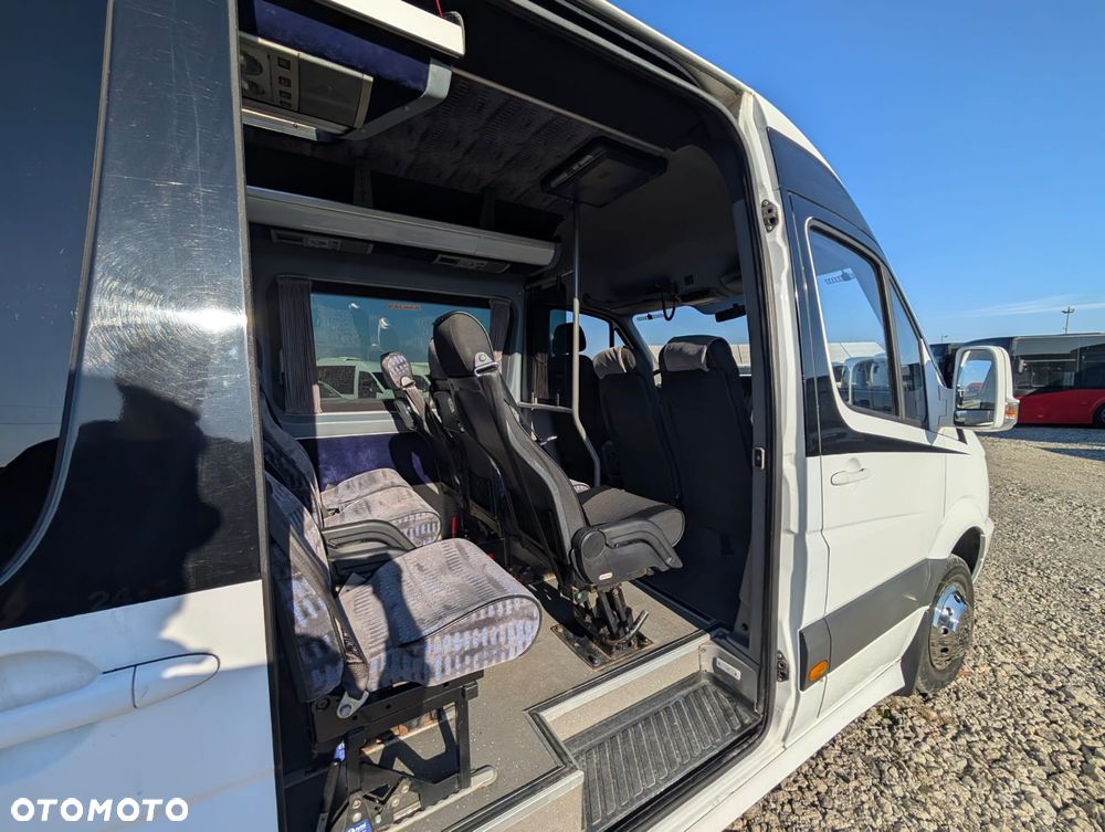 Mercedes-Benz Sprinter 519 - 14
