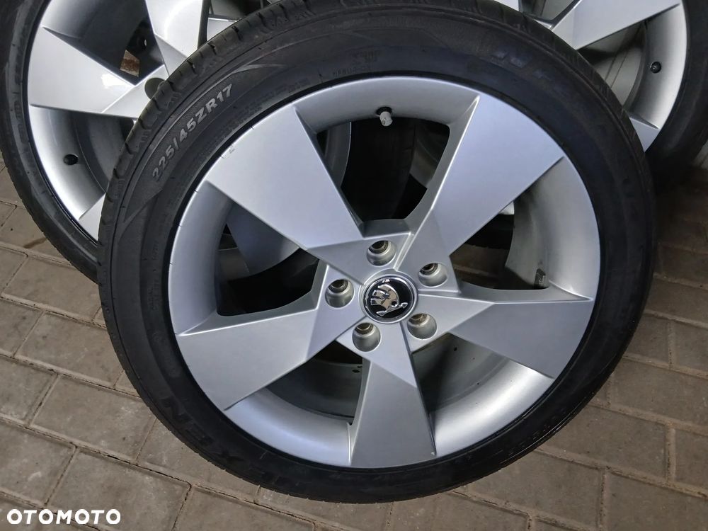 Koła 17 cali Skoda Octavia III - 2