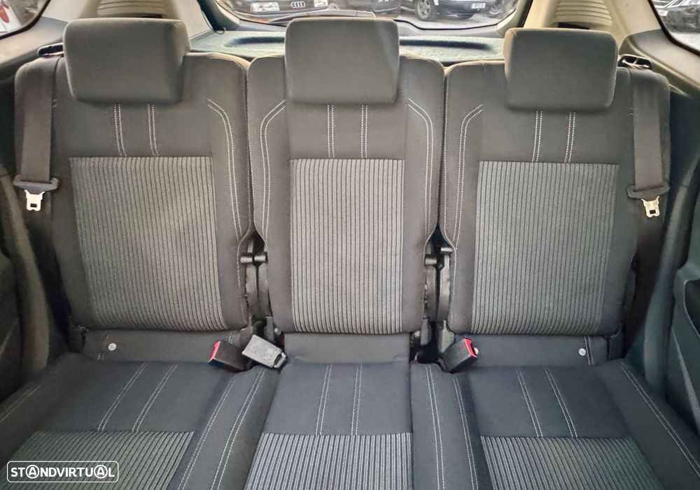 Ford C-Max 2.0 TDCi Titanium - 28