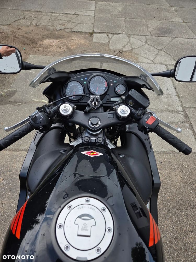 Honda CBR - 12
