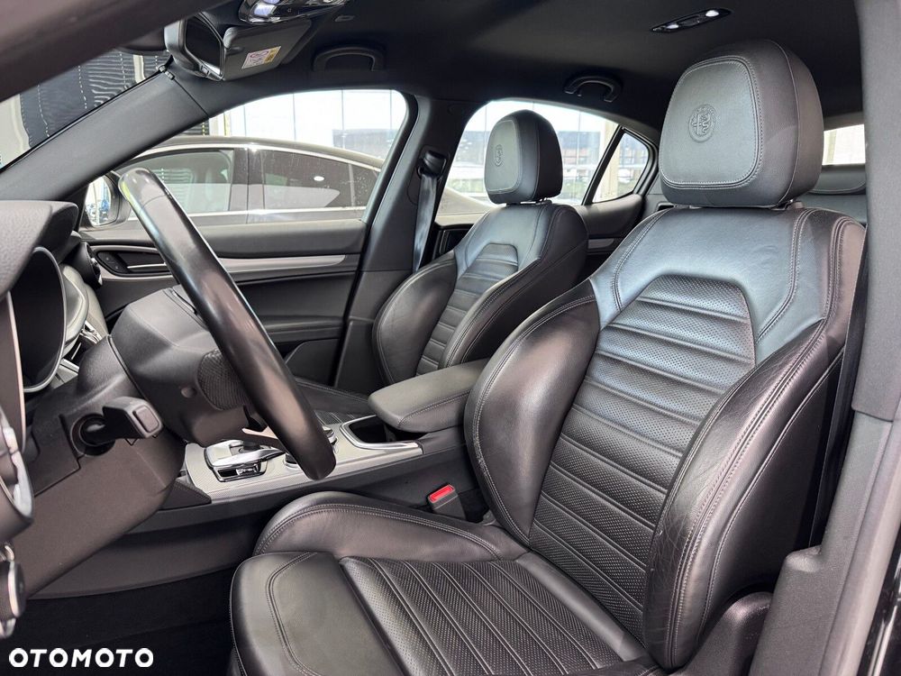 Alfa Romeo Stelvio 2.0 Turbo Veloce Q4 - 10
