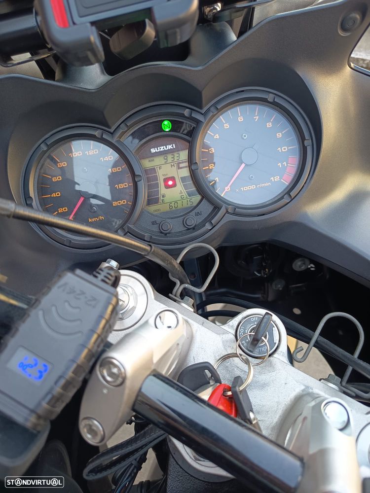 Suzuki DL V-STROM - 5