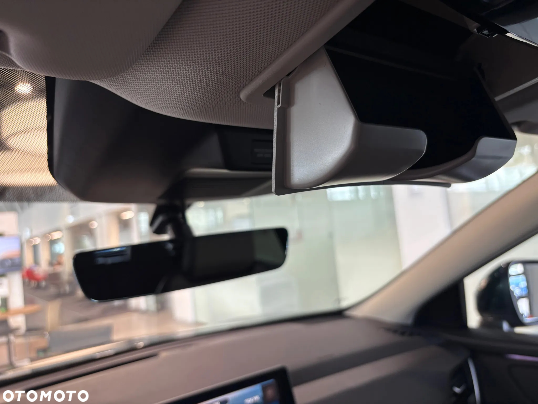 Nissan Qashqai 1.3 DIG-T mHEV N-Connecta Xtronic - 14