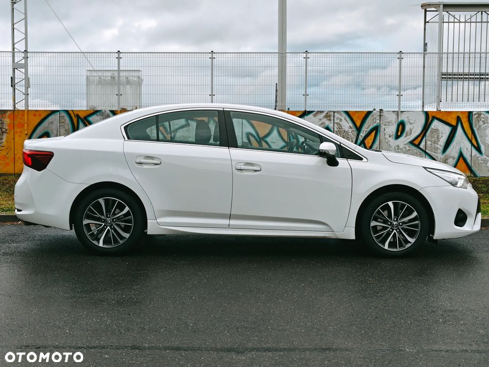 Toyota Avensis 2.0 D-4D Active Business - 6