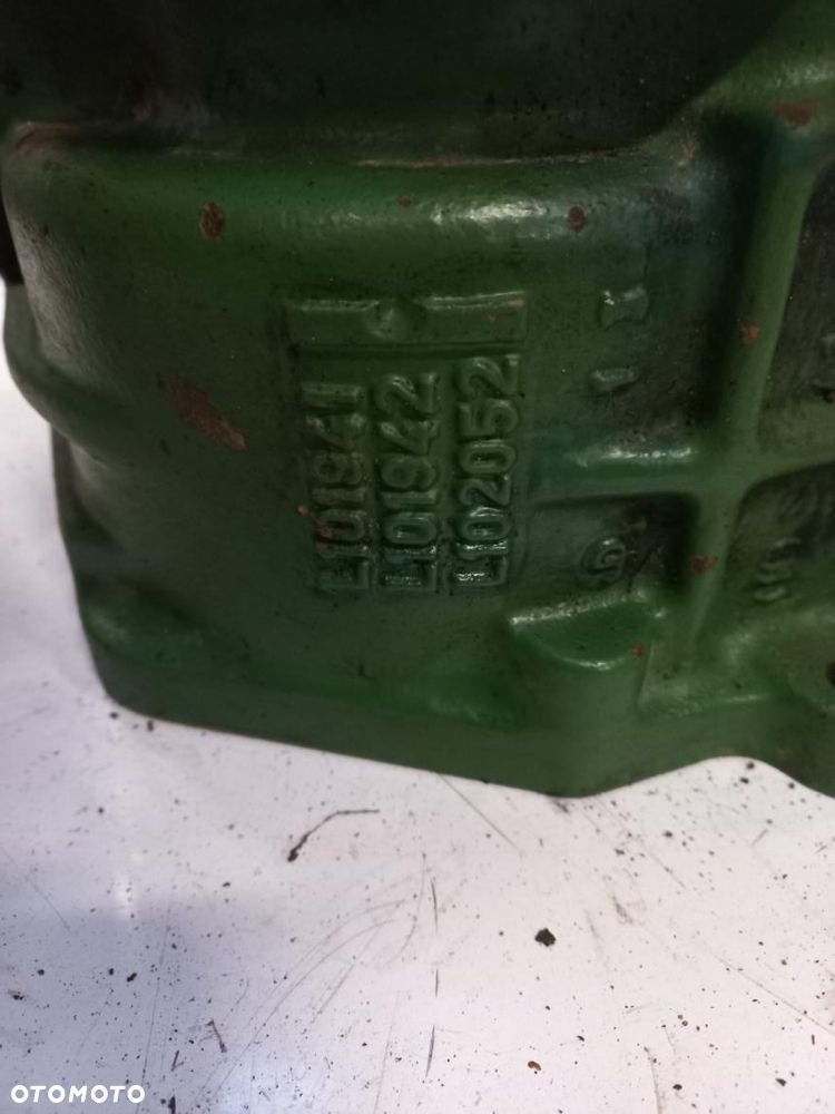 Części john deere,6100,6200,6300,6400 tryb,zwolnica,sekcja,mechanizm różnicowy,tarcza,przystawka,L78967,L101243,L76941,L100718,R95559,L101941,8508E,L101941,L101943,L75651 - 9