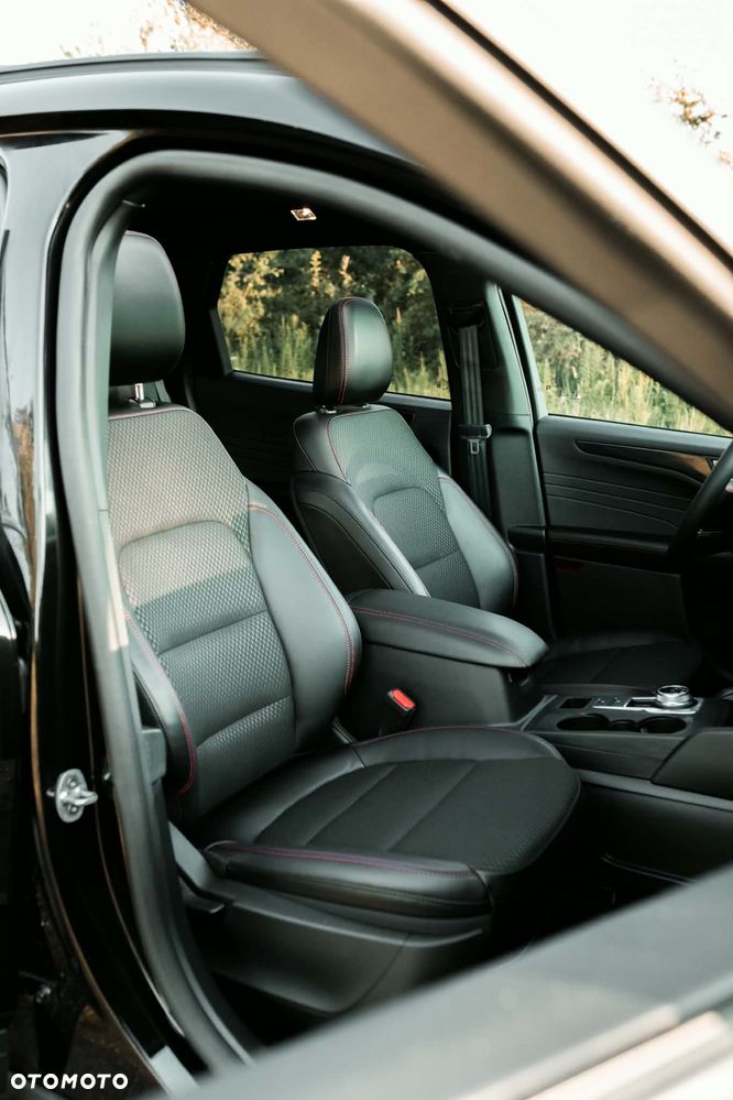 Ford Escape - 9